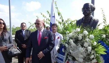 Embajada Dominicana en Panamá honra a Duarte