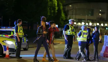 Testigos de la explosión en Manchester: "Todo el mundo corría en estampida"