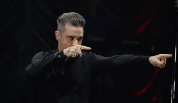 Robbie Williams: "Tengo una enfermedad en mi cerebro que boicotea mi vida y quiere matarme"