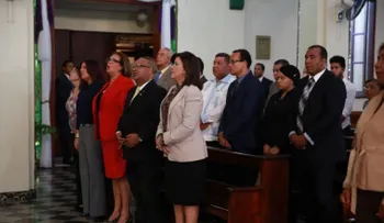 Vicepresidenta Margarita Cedeño asiste misa por Semana Santa