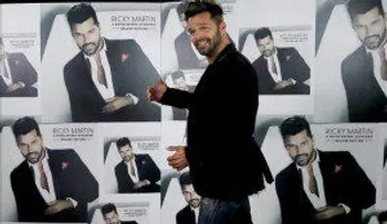 Ricky Martin muestra su apoyo a Hillary Clinton, una “latina de corazón”