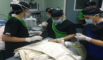  Las siamesas "Las esmeraldas" de Guatemala marcan el ritmo de su recuperación 