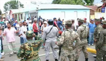 Dominicanos y haitianos heridos en protesta por demanda de pago