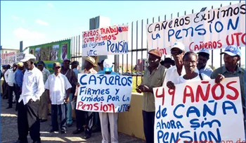 Trabajadores portuario reclaman pensiones sean incluidas en el nuevo Presupuesto