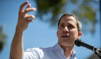 Guaidó llama venezolanos a las calles por "la salvación" de Venezuela; dice que "Maduro tiene fecha de vencimiento"