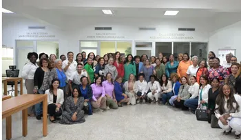 Mujer fortalece diálogo por igualdad de género