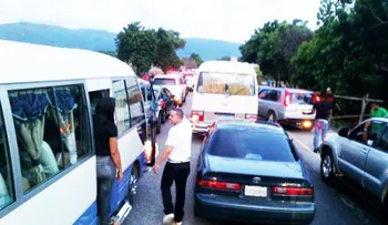 MOPC desviará desde este martes tránsito en carretera Baní-Azua