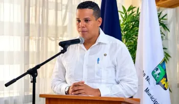 Detienen a director distrital de Rincón acusado de posesión ilegal de armas; MP pedirá tres meses de prisión preventiva