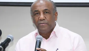 Ministro de Energía y Minas exhorta a consumo responsable de la electricidad