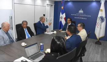 MESCyT y Salud Pública trabajan mecanismos para validar títulos extranjeros