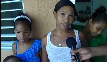 Mujer con cuatro menores ocupa apartamentos construidos por el Gobierno