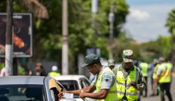 Intrant y Digesett detienen 15 vehículos por transporte irregular en corredores del Distrito Nacional