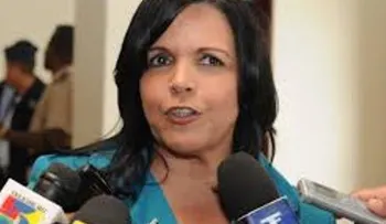 Minou aclara que no piensa irse al PRD
