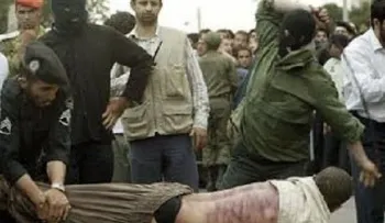 Envían a la cárcel y darán 2 mil latigazos a hombre por no creer en Dios