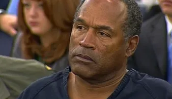  O.J. Simpson sale de prisión luego de cumplir nueve años de condena por robo 