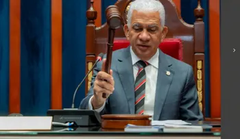 Senado aprueba fusión ministerios de Hacienda y Economía