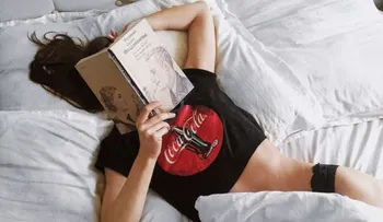 Leer relatos eróticos hará volar tu imaginación y tu cuerpo