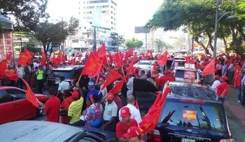 Reformistas realizan protesta en parque La Lira por manipulación de encuestas