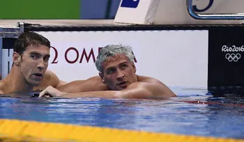 El nadador estadounidense Ryan Lochte pide disculpas por su comportamiento en los Olímpicos de Río