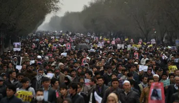Protestas a las afueras del palacio presidencial en Kabul