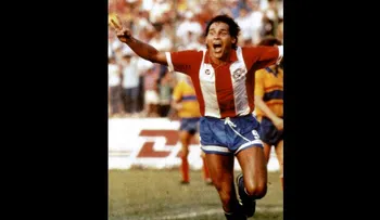 Fallece el exjugador de la selección paraguaya Roberto Cabañas