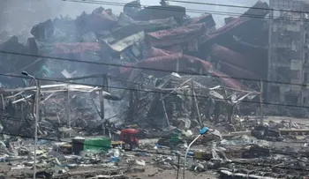 150 los muertos por explosiones de Tianjin