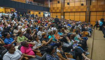 Presidente Abinader se reúne con Asociación de Mujeres del DN; escucha necesidades y propuestas para el sector