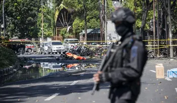 Tres familias hacen ataques inspirados en ISIS en Indonesia, dice la Policía