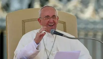El papa pide a los países del G20 que eviten intervención de los EEUU en Siria
