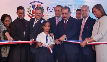 Resalta esfuerzos Danilo Medina y Ministro Educación para tanda extendida 