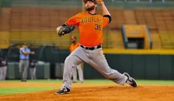 Toros contratan al lanzador Sean Bierman