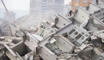 Turquía evacúa cientos de miles de personas tras el terremoto