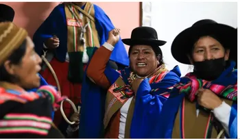 Mujeres indígenas bolivianas tienen altos niveles de mercurio