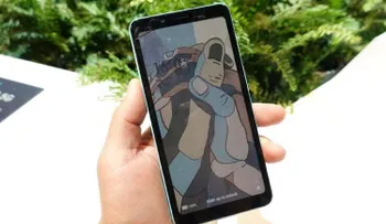 Lanzarán un celular con una novedosa pantalla de tinta electrónica a color