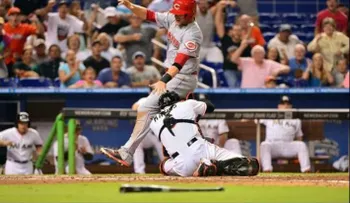 MLB afirma que no se equivocó al revisar jugada 