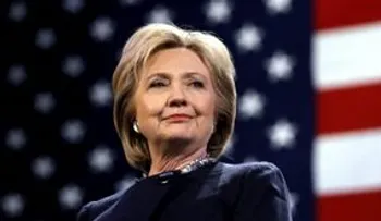 Clinton pide a EEUU que "vigile" a Putin porque su ofensiva "no ha terminado"