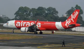 Piloto le pide a los pasajeros rezar por una "falla técnica" en avión
