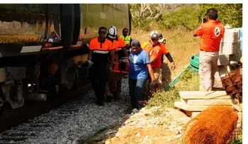 Descarrilamiento de tren en Oaxaca deja 13 muertos y 98 heridos