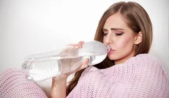 7 signos de que tienes demasiadas toxinas en el cuerpo