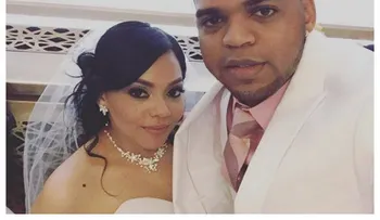 El Mayor Clásico se casa con su novia Carolina 