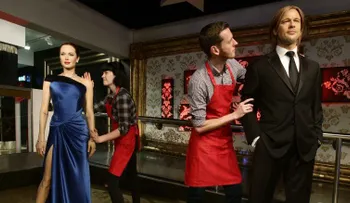 El Madame Tussauds separa las figuras de cera de Angelina Jolie y Brad Pitt