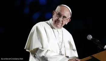 Cambio histórico: El papa modifica el Padre Nuestro: No nos dejes caer en tentación, en lugar de "No nos metas en tentación" 