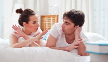 Cinco cosas que las mujeres creen que gustan a los hombres, pero no
