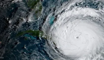 El huracán Irma azota Cuba con vientos de 155 kph