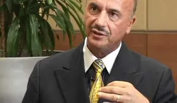 El Dr. Leonard Coldwell revela método cura el cáncer en poco tiempo (VIDEO)