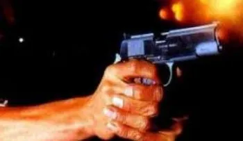 Policía hiere dos que asaltaron centro de salud en la 27 de Febrero