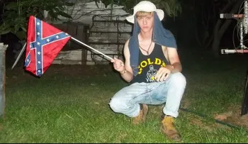 Acusado de masacre de Charleston recibe paliza en prisión