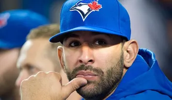 Bautista cierra la cuenta de los Azulejos con cuadrangular