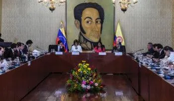 Cancilleres de Colombia y Venezuela revisan situación fronteriza