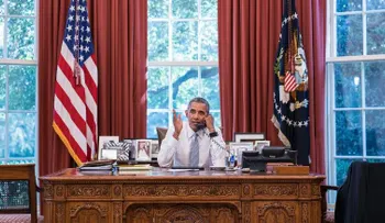 Obama y Castro hablan por teléfono para discutir la normalización de relaciones